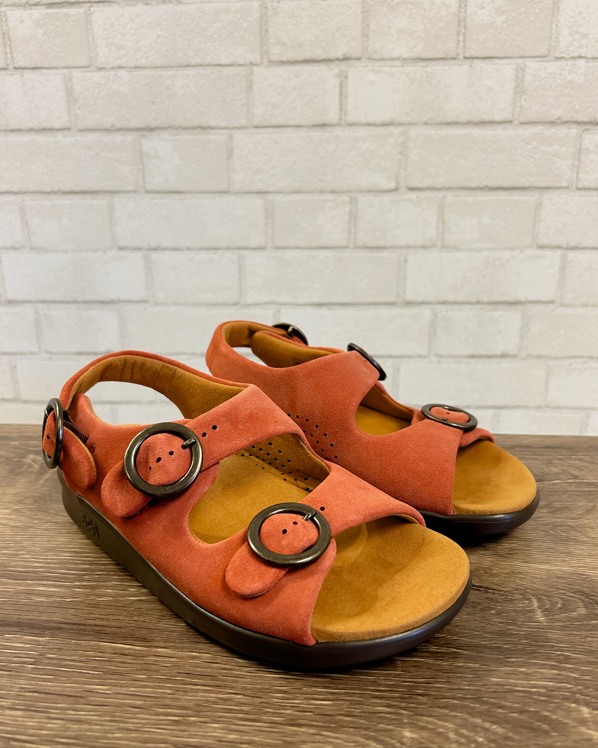 Relaxed Sandal | Rust | Wide Width