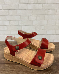 Marta Sandal | Garnet