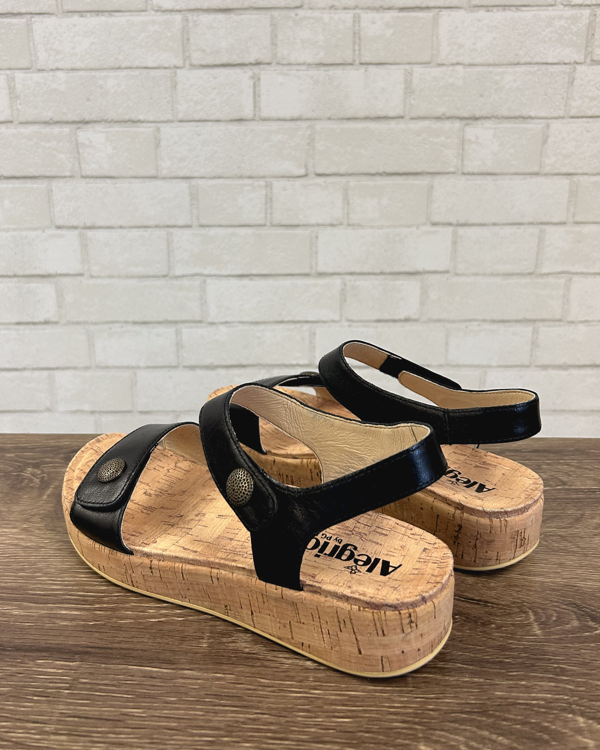Marta Sandal | Ink