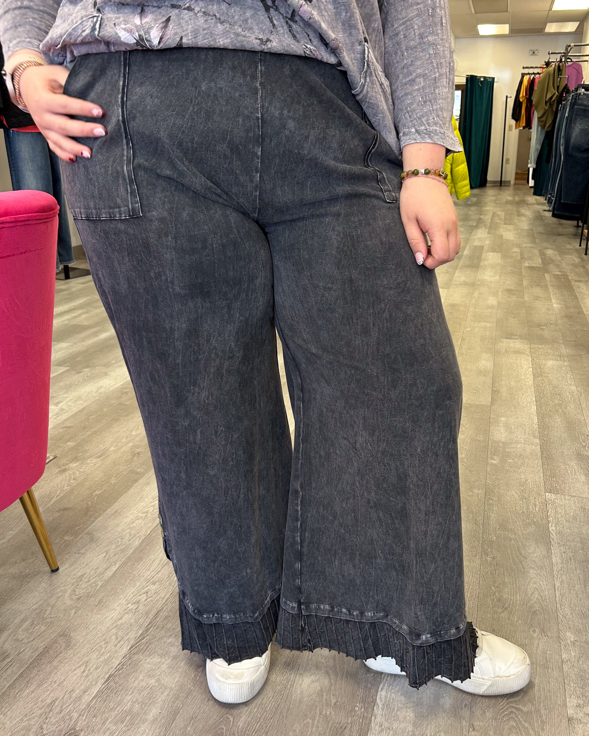 Fat Rib & Button Mineral Washed Pants | Black