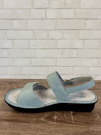 Verona Sandal | Basketry Sky