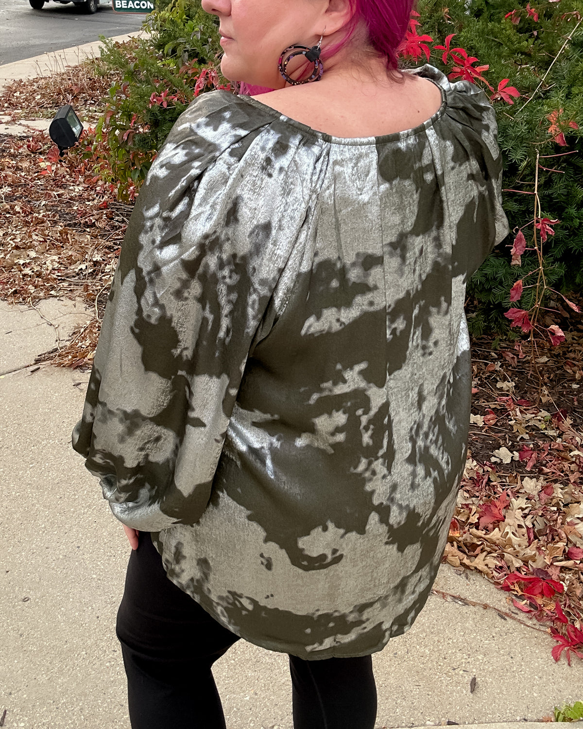 Metallic V-Notched Top | Olive