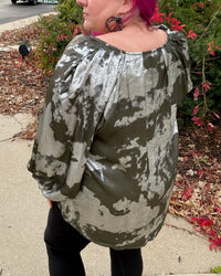 Metallic V-Notched Top | Olive