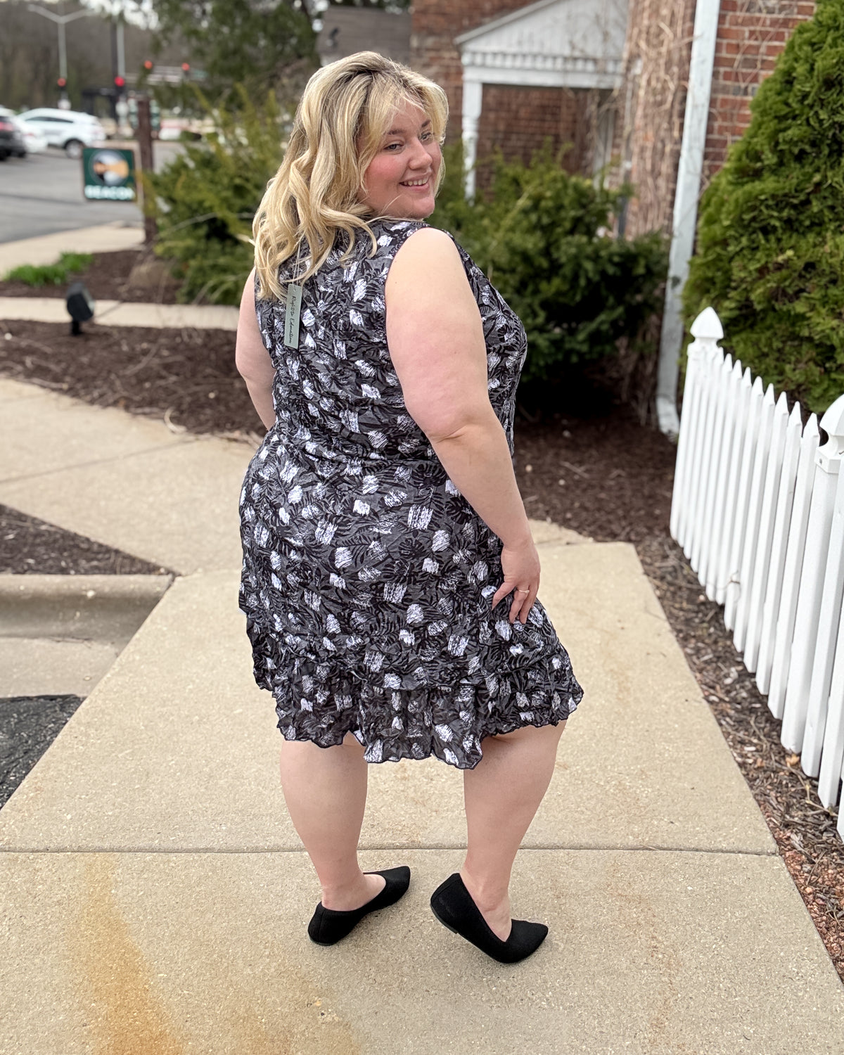 Crinkle Tank Tiered Dress | Black Leaf