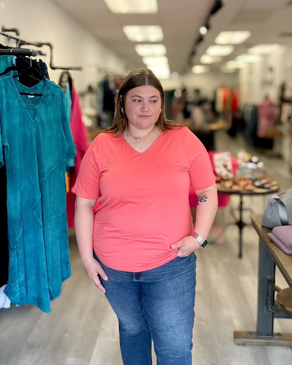 Valya V-Neck | Coral