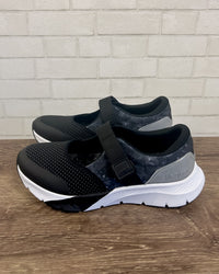 Atlis | Black
