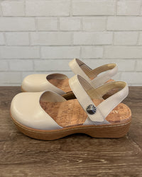 Opal Shoe | Oat