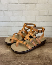 Aria | Hazel | Wide Width