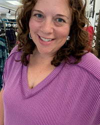 Urban Ribbed Hi-Low V-Neck Top | Light Plum