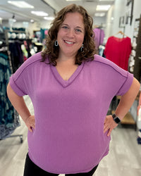 Urban Ribbed Hi-Low V-Neck Top | Light Plum