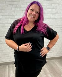 V-Neck Boyfriend Tee | Black