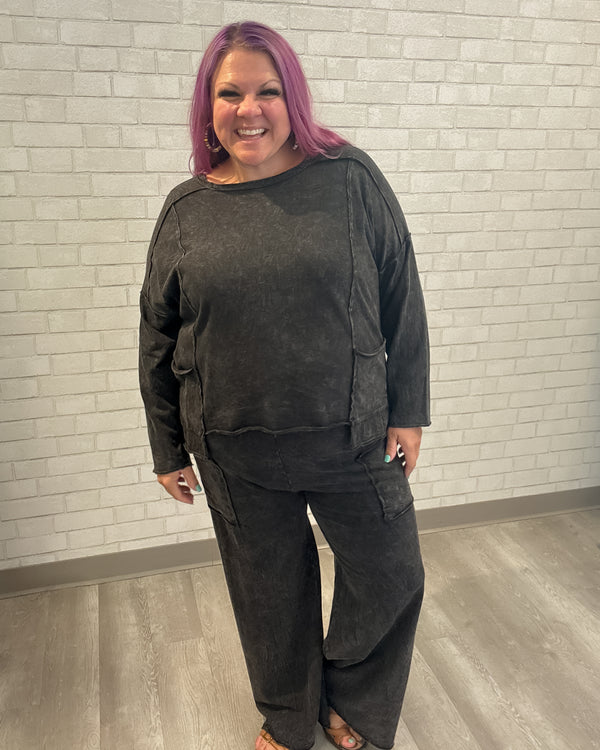 Mineral Wash Pocket Top | Black