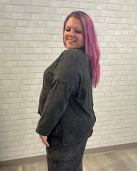 Mineral Wash Pocket Top | Black