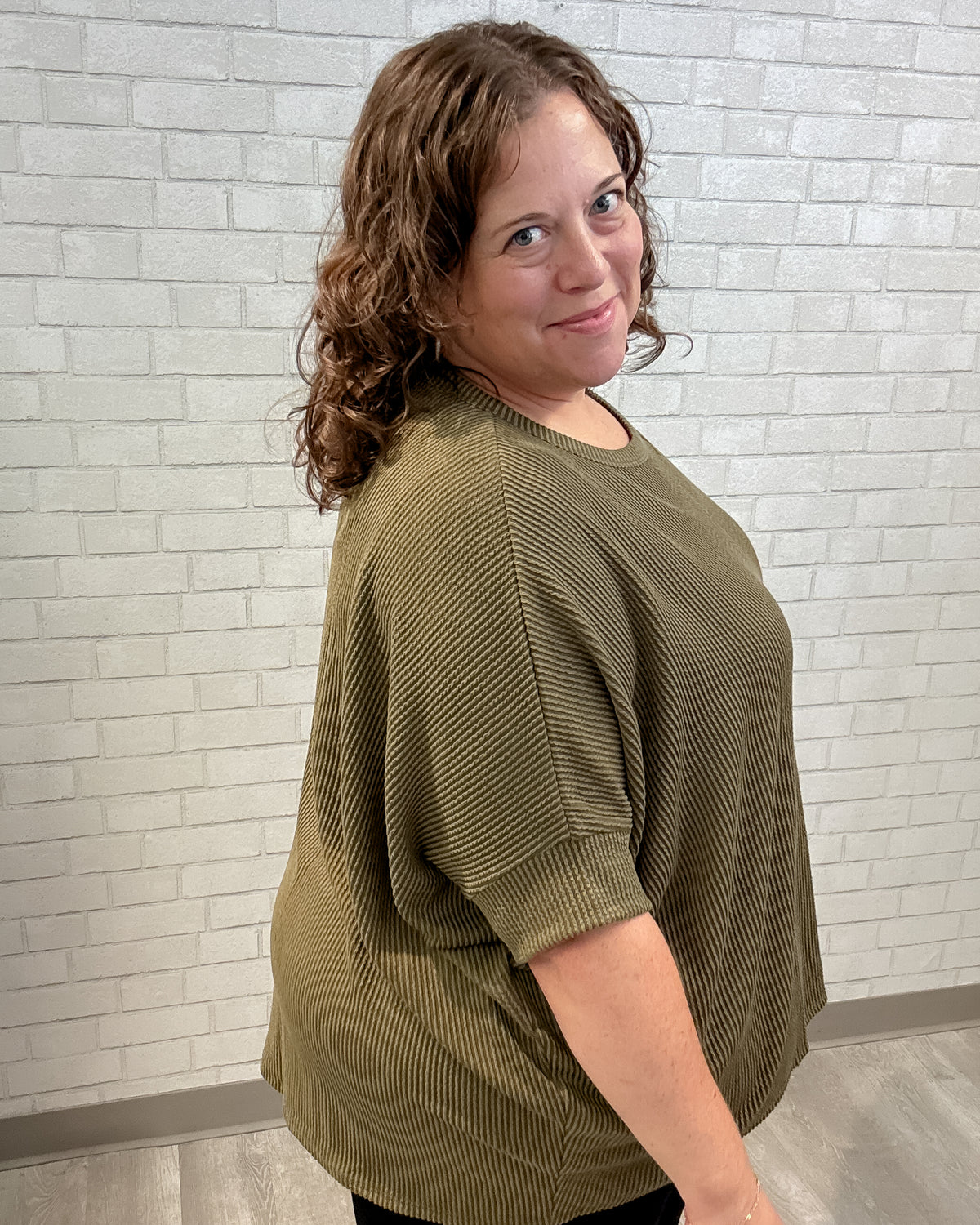 Urban Ribbed Hi-Lo Top | Sage Olive