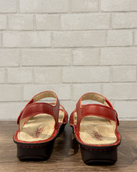 Vienna Garnet Sandal