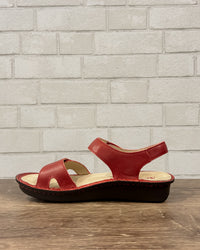Vienna Garnet Sandal