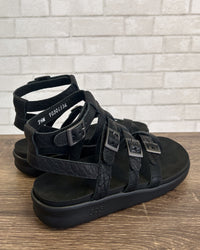 Aria LX | Bison | Wide Width