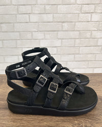 Aria LX | Bison | Wide Width