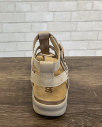 Aria | Soft Gold | Wide Width