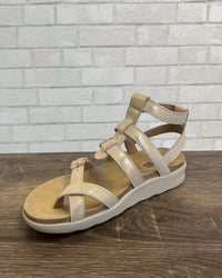 Aria | Soft Gold | Wide Width