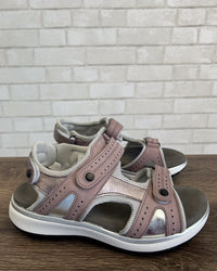 Embark Sport Sandal | Wisteria | Wide Width
