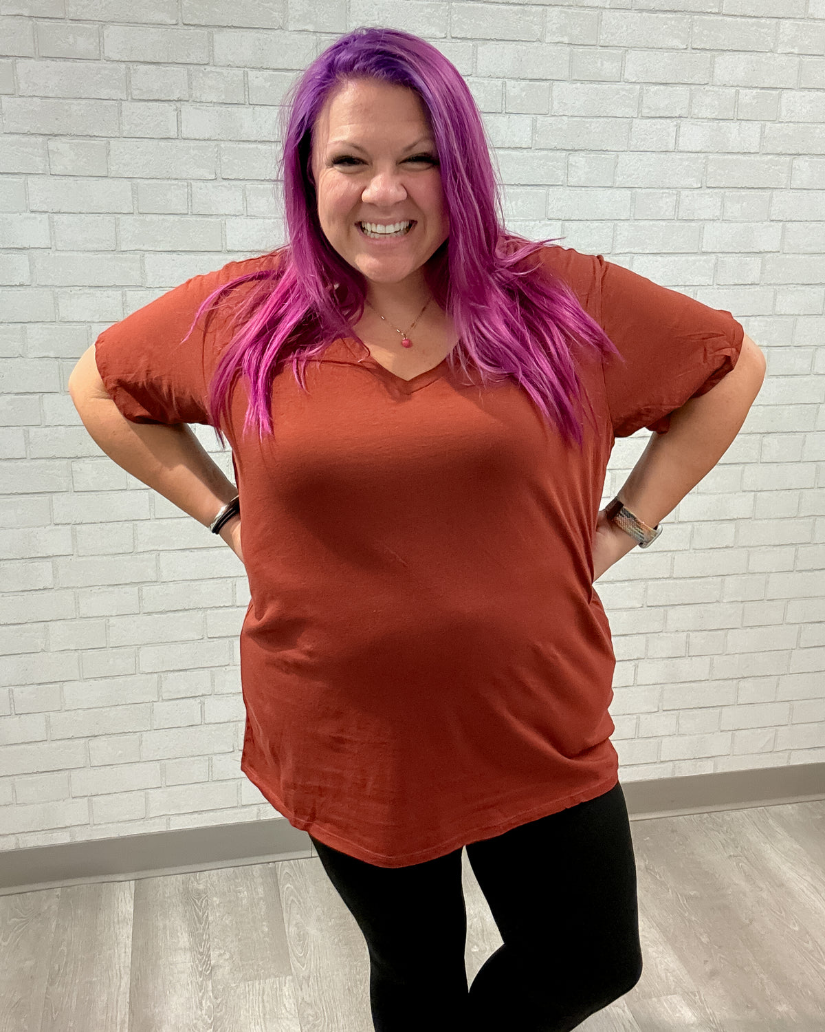 V-Neck Boyfriend Tee | Dark Rust