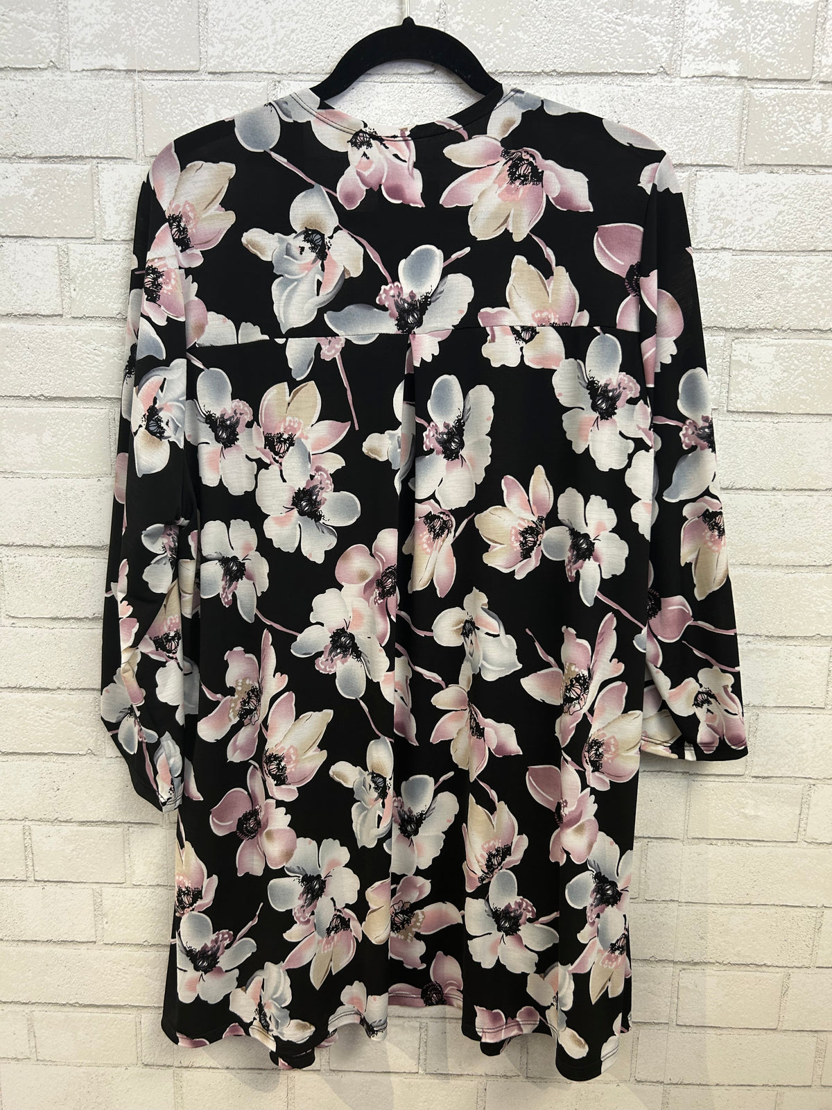 BLACK FLORAL CARDIGAN - DEAR SCARLET