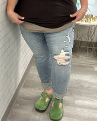 Mid-Rise Destroyed Knee Cuffed Long Boyfriend Jean