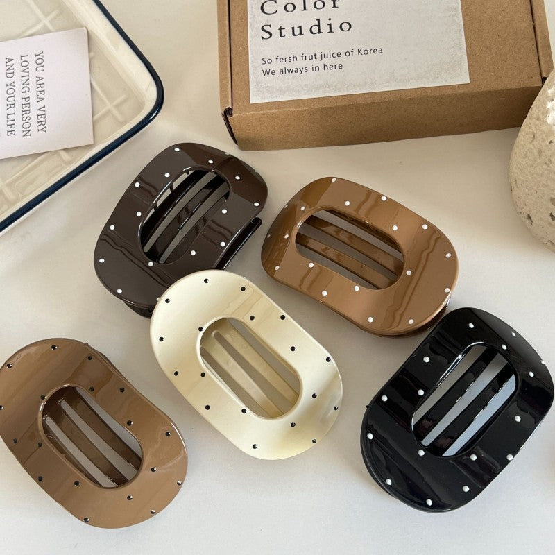 Jumbo Lay Flat Oval Hair Claw Clip