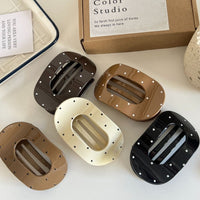 Jumbo Lay Flat Oval Hair Claw Clip