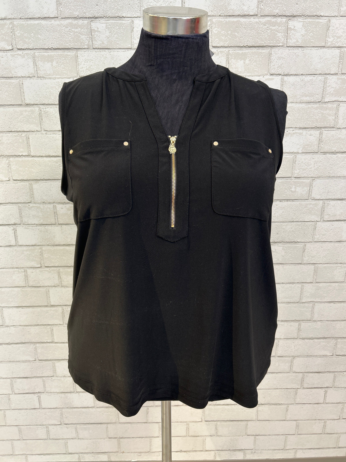 Black 2 Pocket Zipper Tank - Anne Klein (NWT)