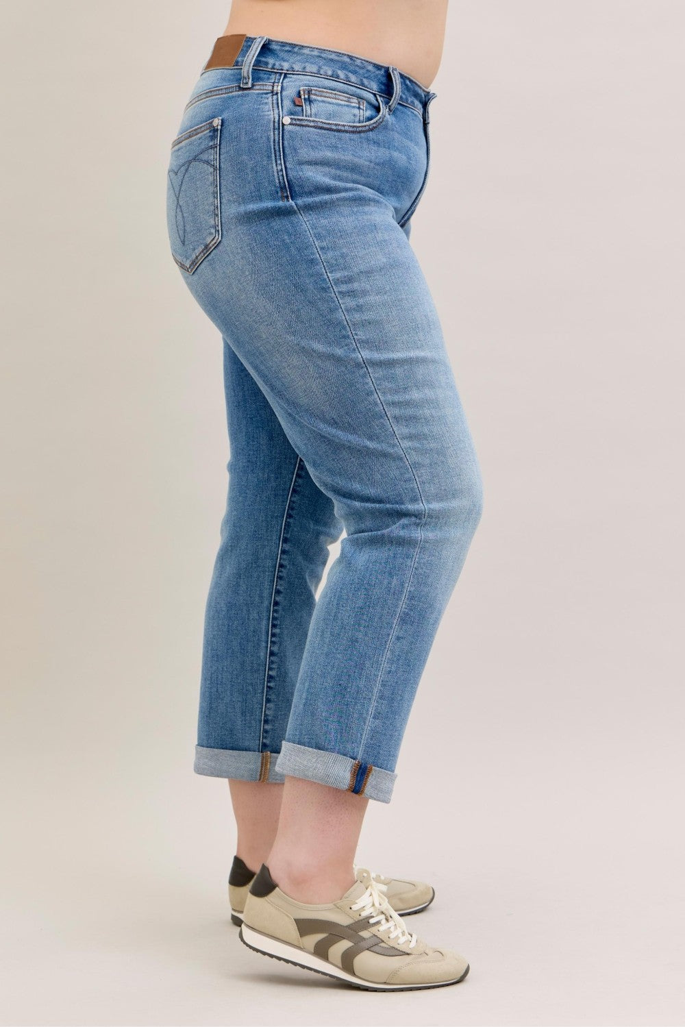 Mid Rise Boyfriend
