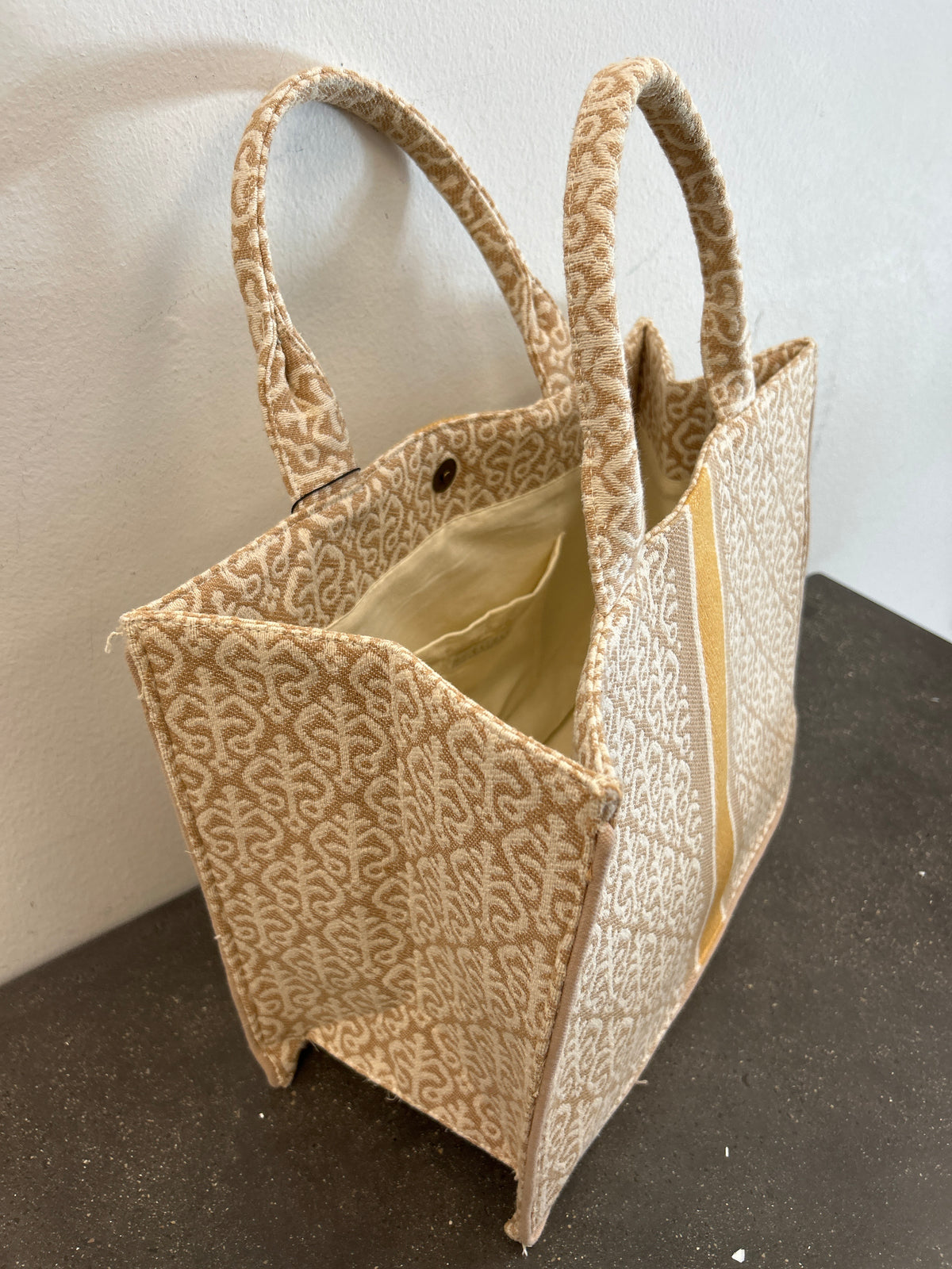 Oat Printed Flat Bottom Tote