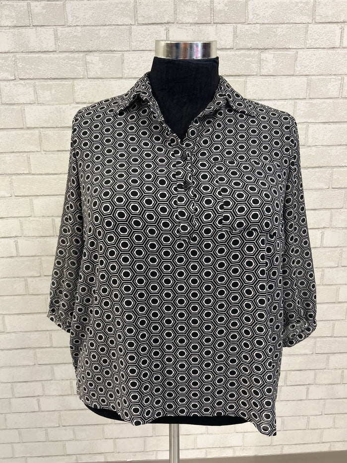 Black/White Geo Print Blouse - Rose & Olive