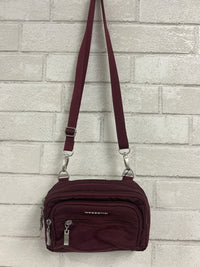 Black Cherry Triple Zip - Baggallini