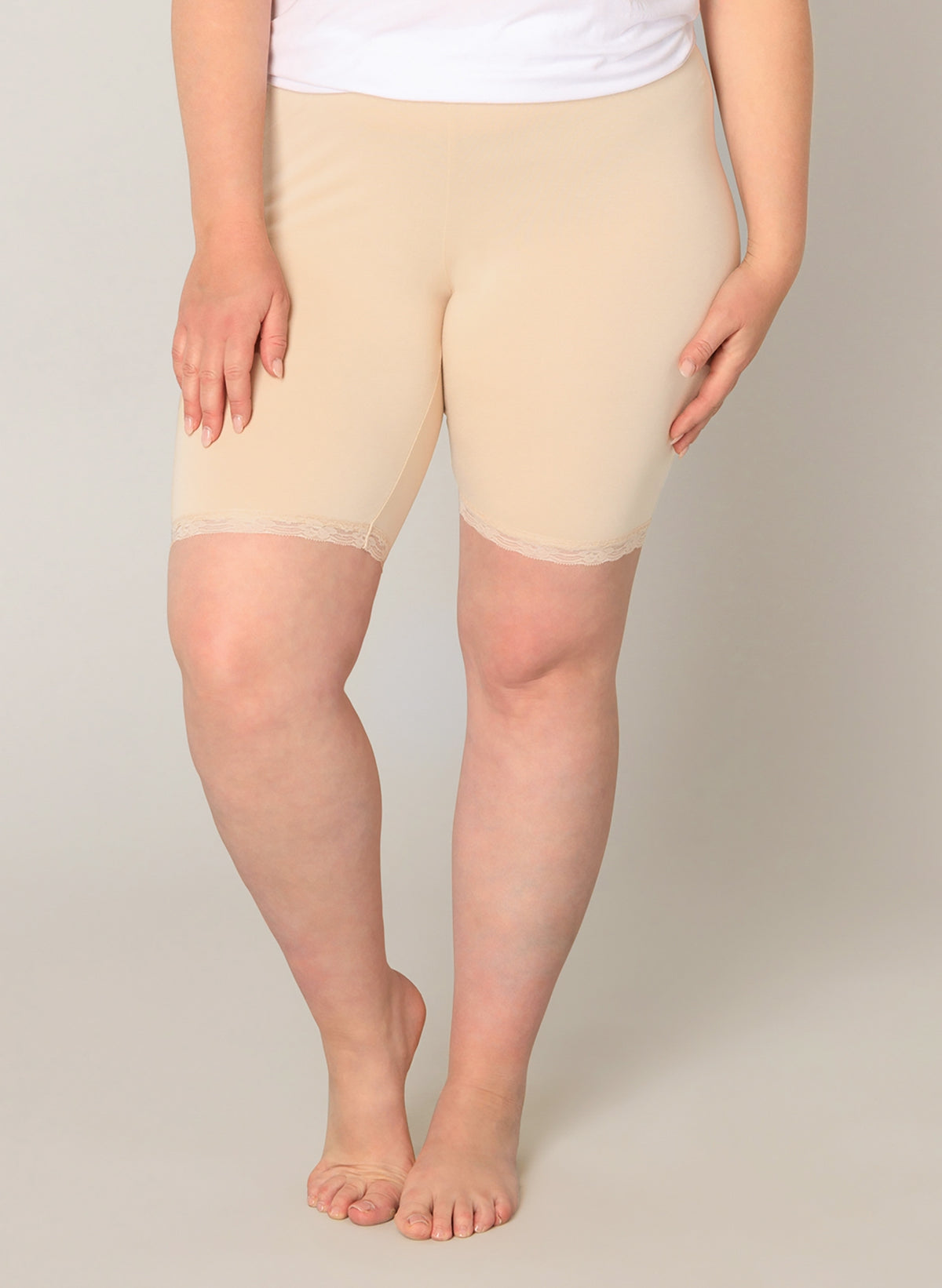 Ava Lace Trim Shorts