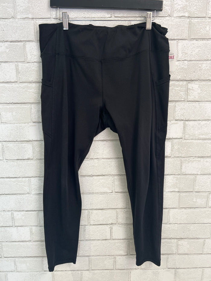 Black Pocket Leggings - Danskin