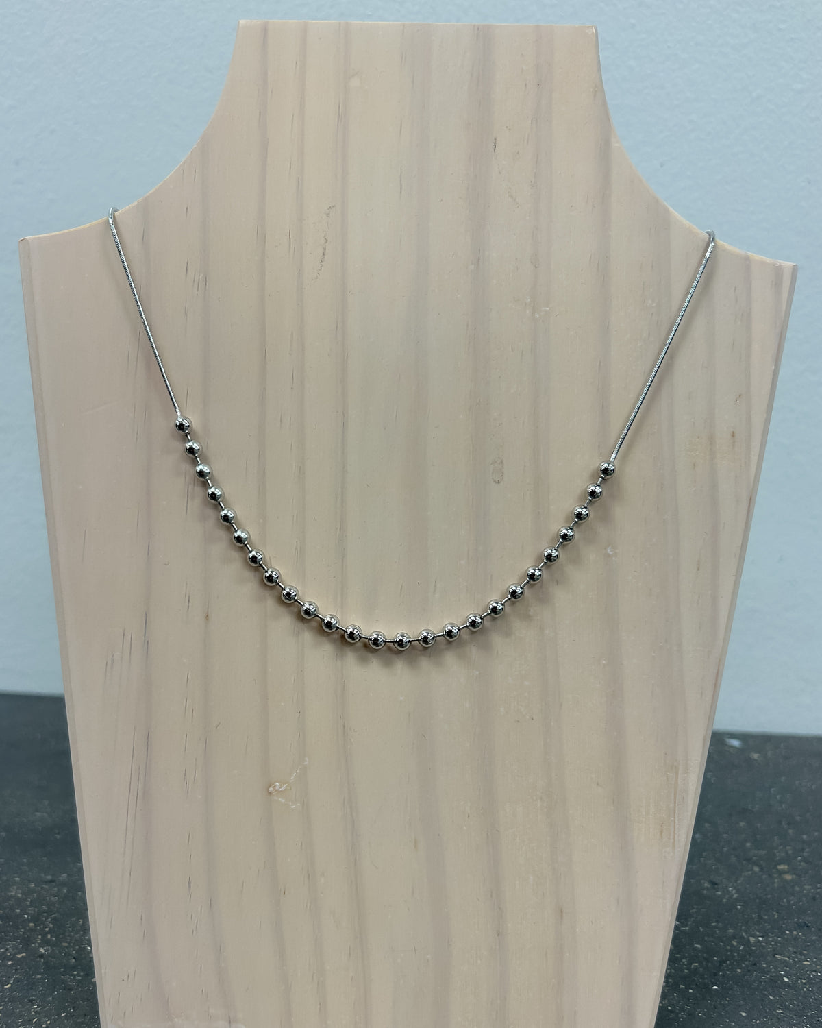 Adjustable Circle Bead Necklace | Silver