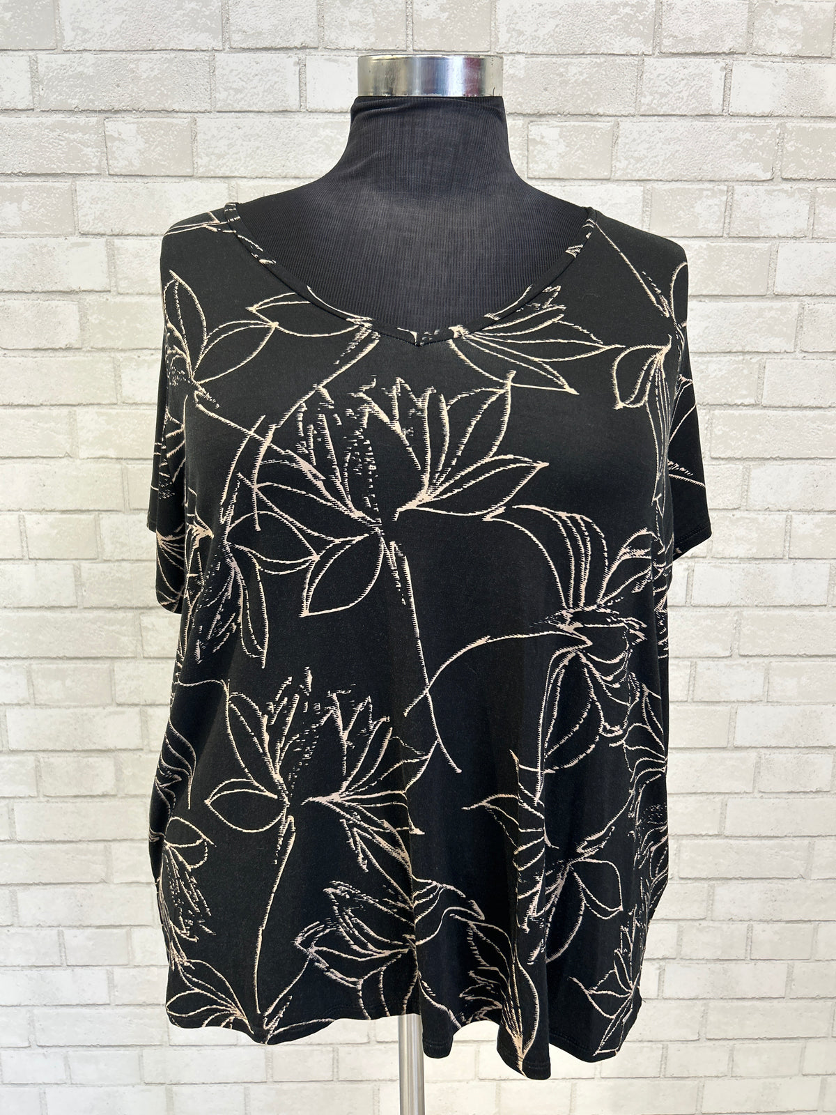 Black Leaf Print V-Neck Top - Calvin Klein
