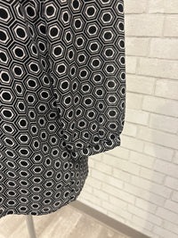 Black/White Geo Print Blouse - Rose & Olive