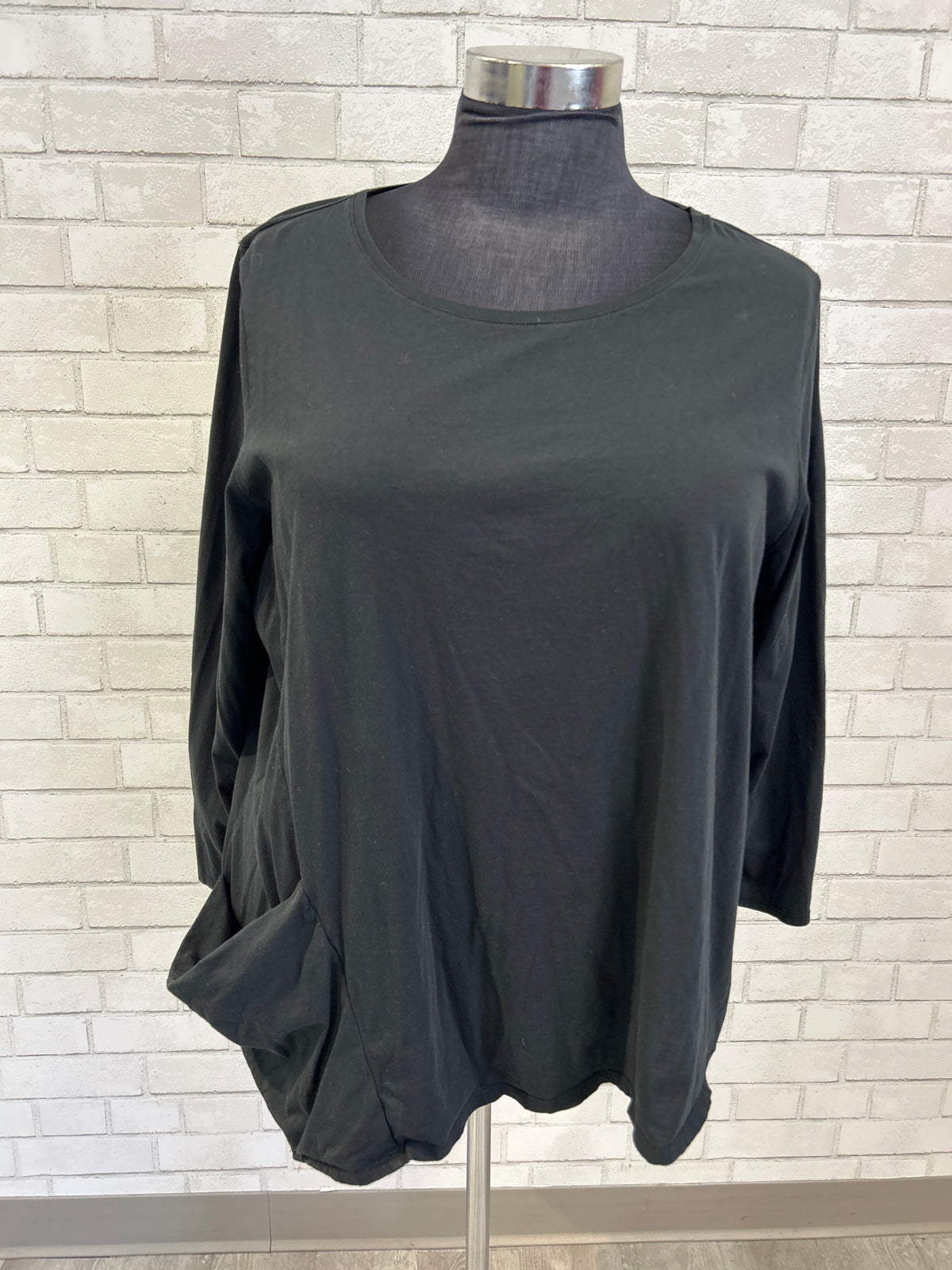 Black 1 Pocket Top - J.Jill