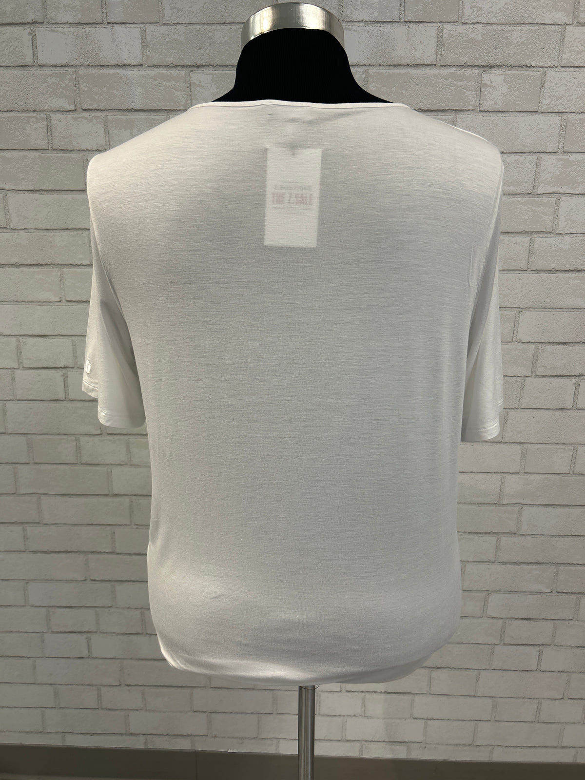 White V-Neck - Yesta