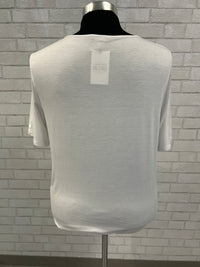 White V-Neck - Yesta