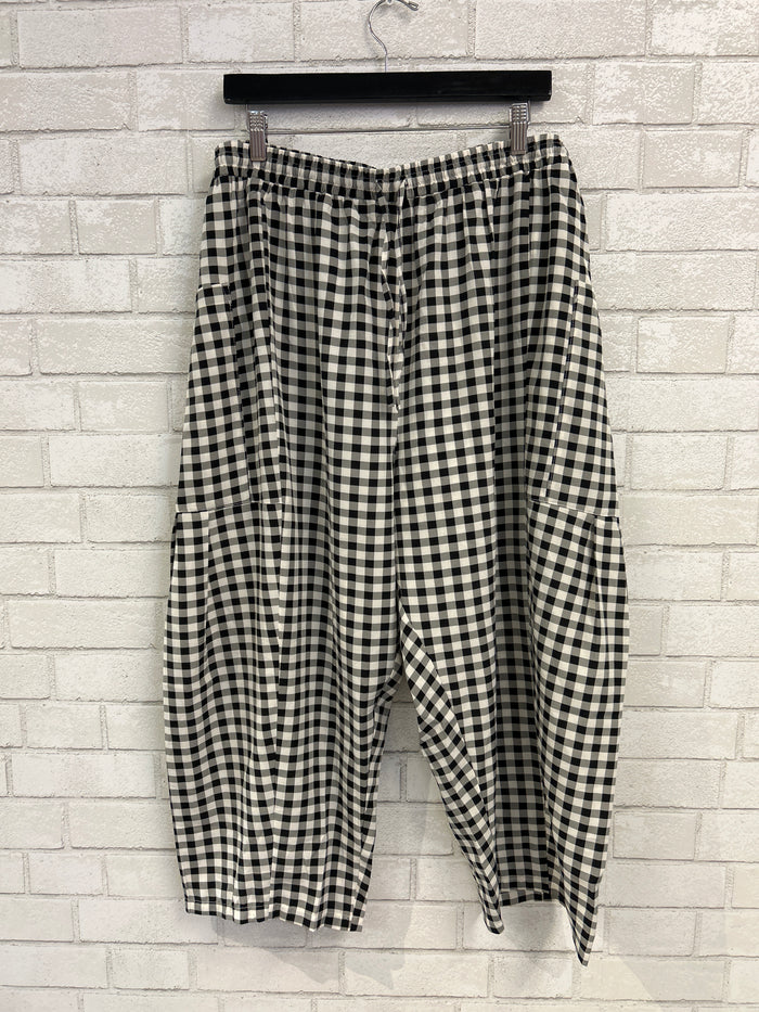 Black & White Gingham Pocket Pants - Ritera