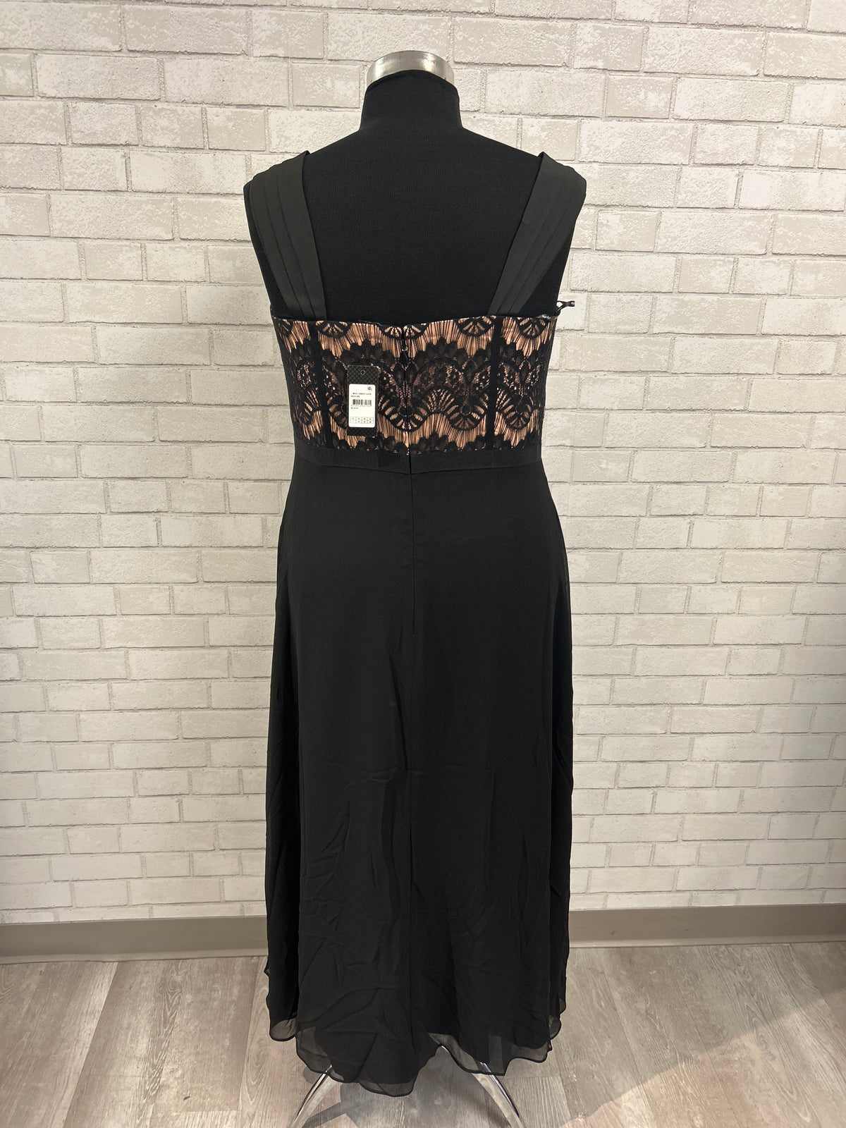Black City Chic Formal Dress