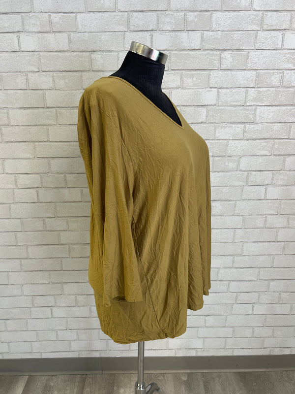 Wasabi Crinkle V-Neck Top - Kozan