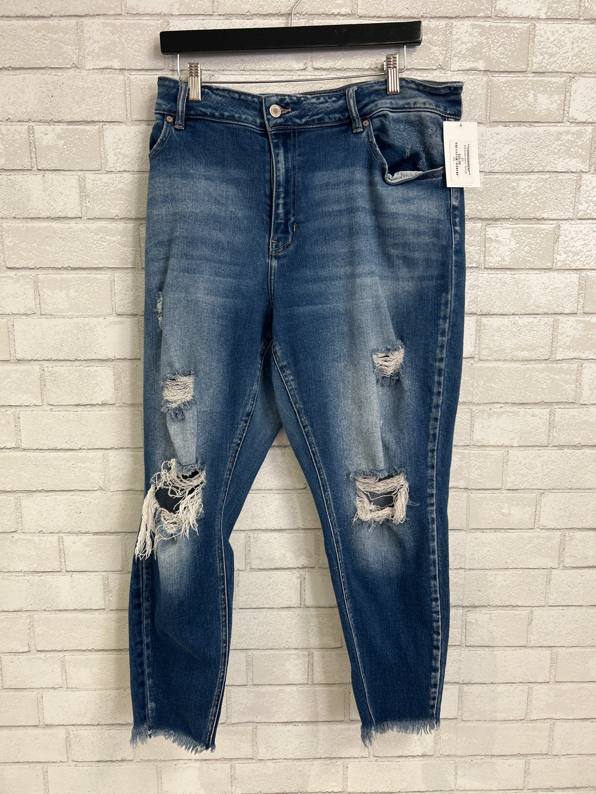 Distressed Jeans - KanCan
