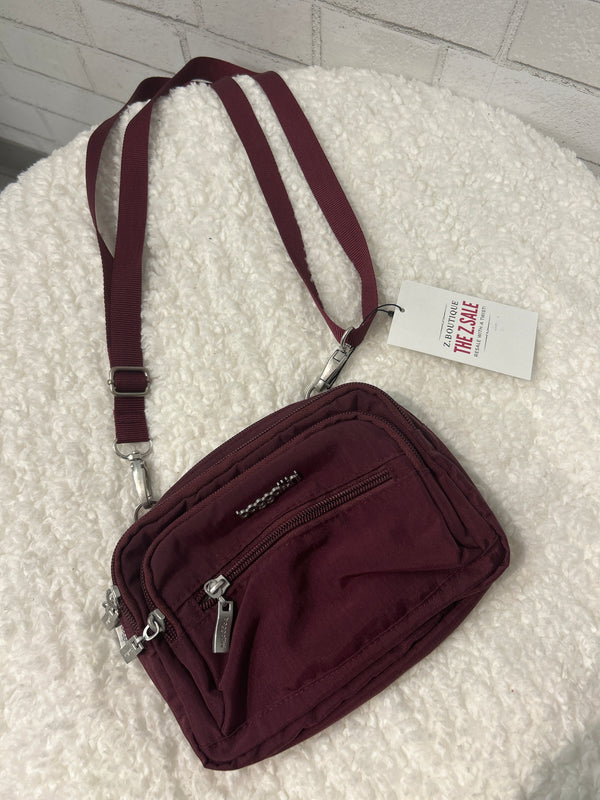 Black Cherry Triple Zip - Baggallini