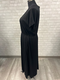 Wool& Black Short Sleeve Dress