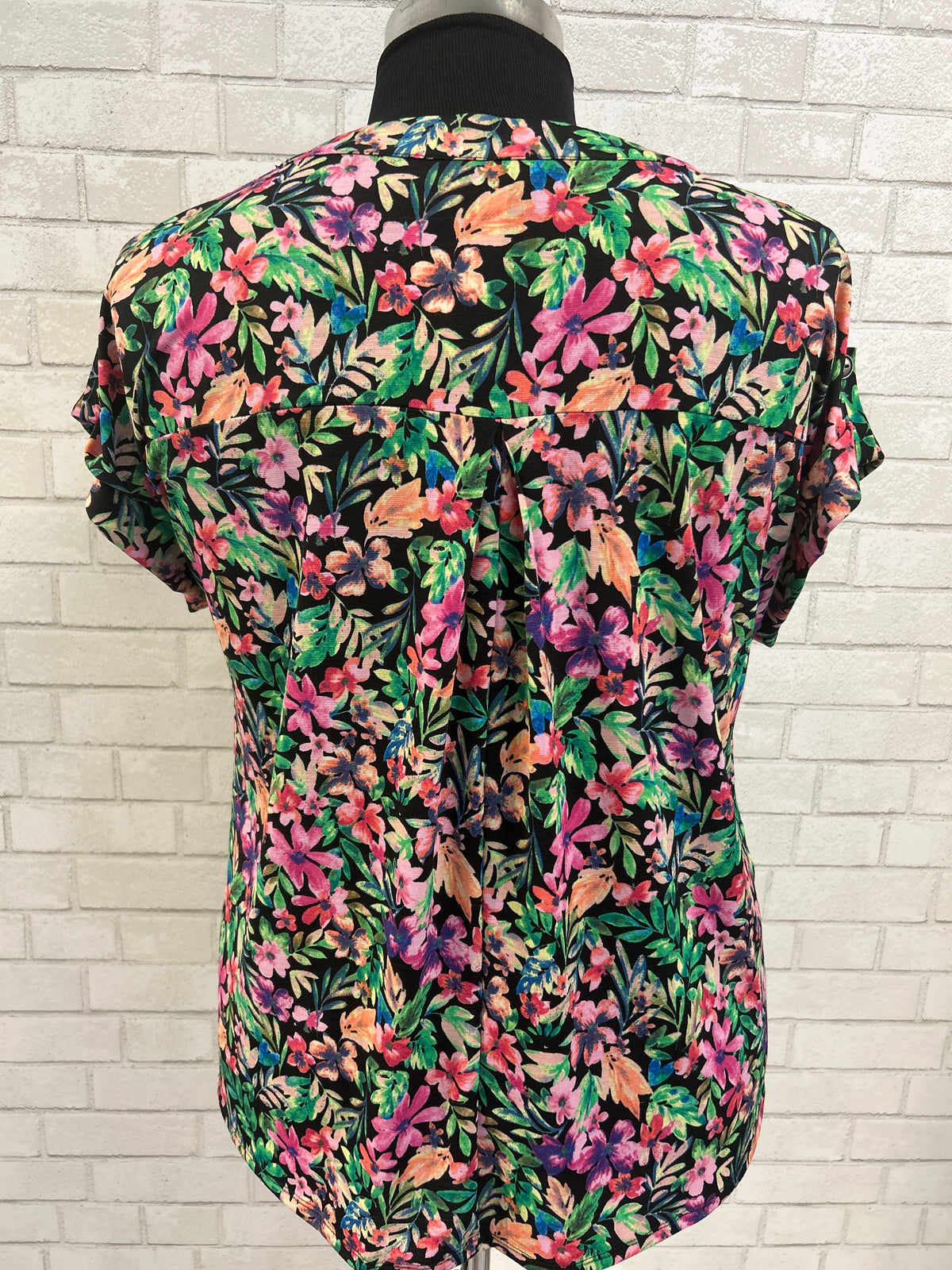 Dear Scarlett Short Sleeve Lizzie Top - Blk Floral